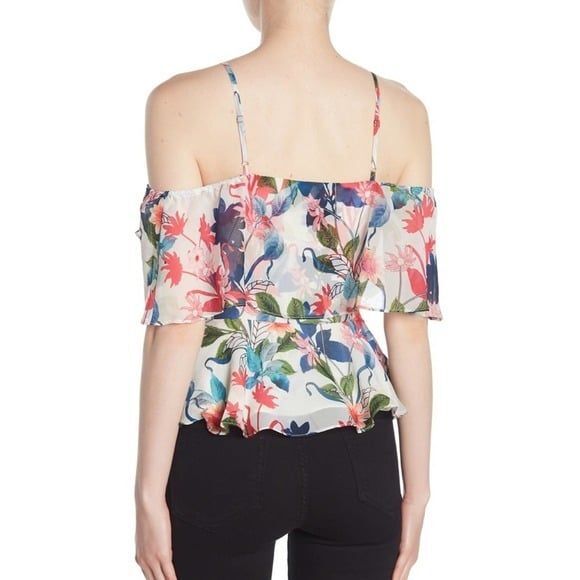 Parker NYC Cold Shoulder S top NWT - Picture 2 of 6
